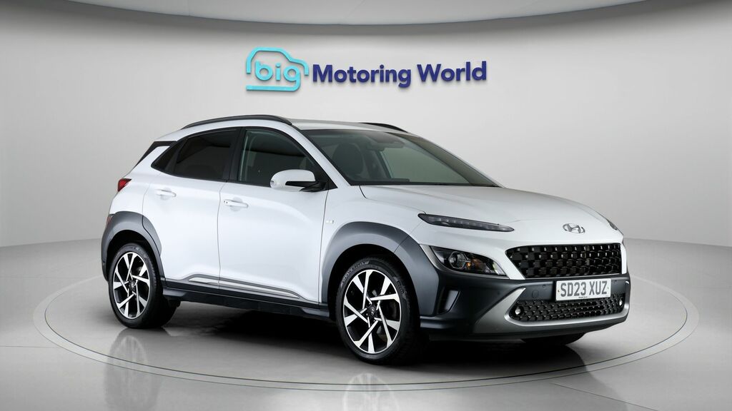 Hyundai Kona Premium White