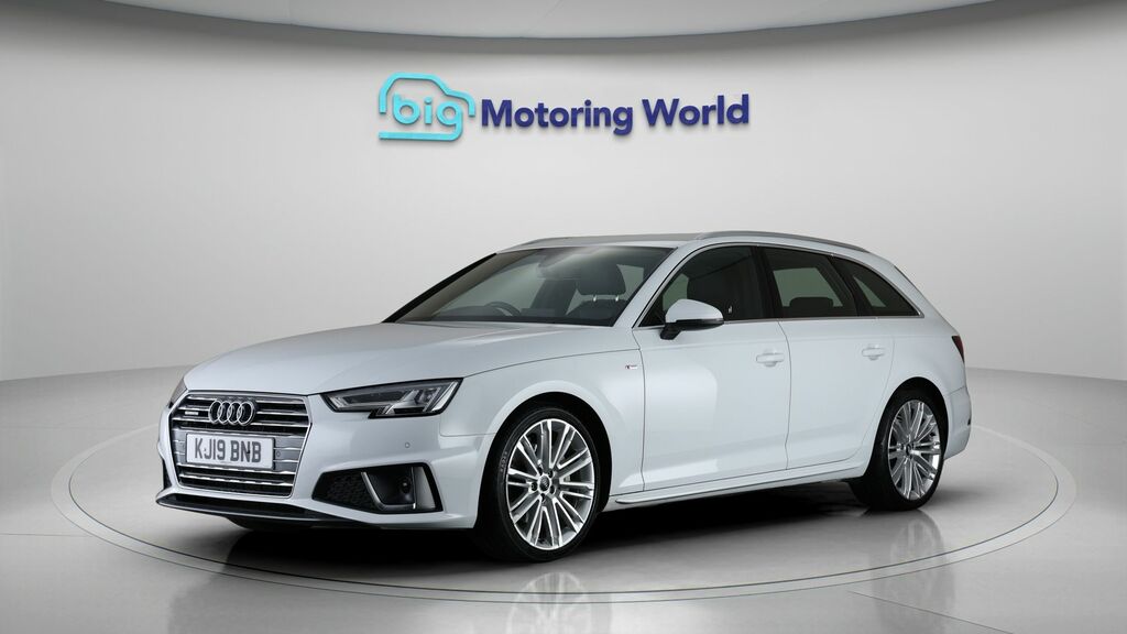 Audi A4 Avant S Line White #3
