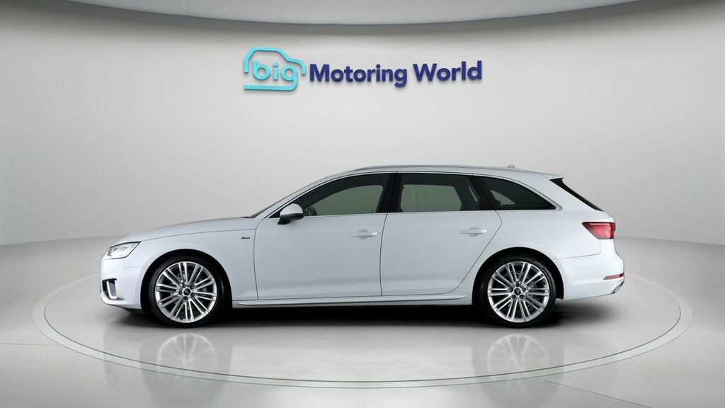 Audi A4 Avant S Line White #4