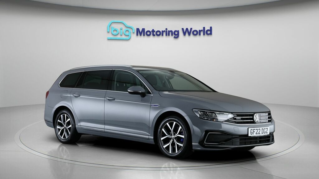 Volkswagen Passat Gte Grey
