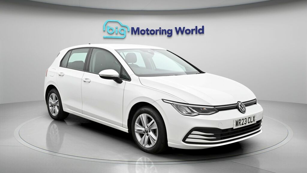 Volkswagen Golf Life White