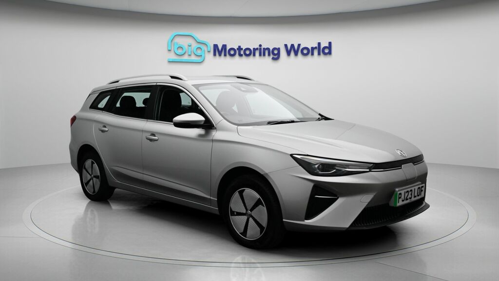 MG MG5 Se Long Range Silver