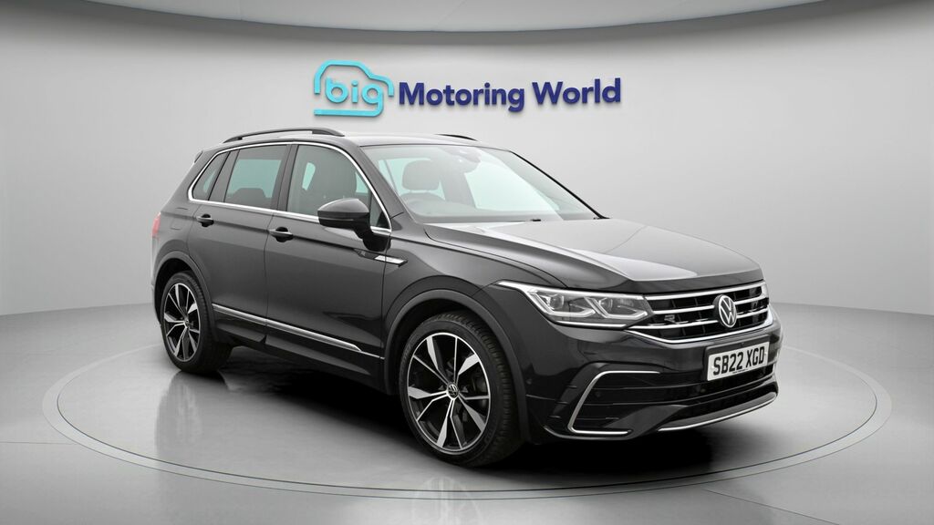 Volkswagen Tiguan R-line Black