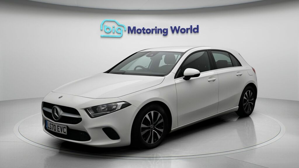 Mercedes-Benz A Class Se LS70EVC White #3