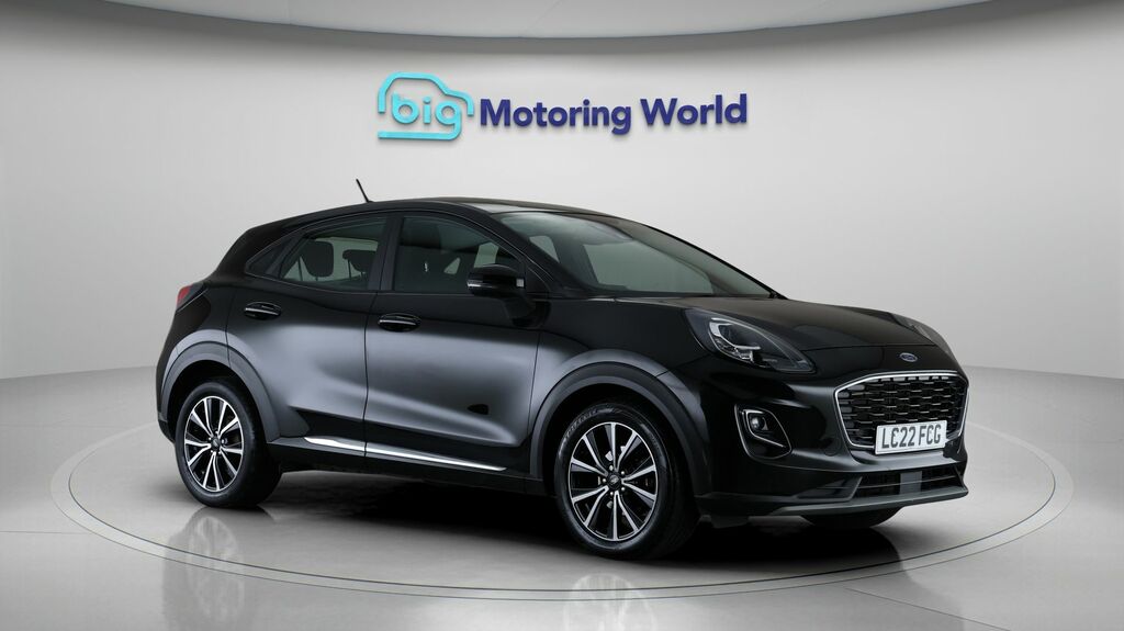 Ford Puma Titanium Black