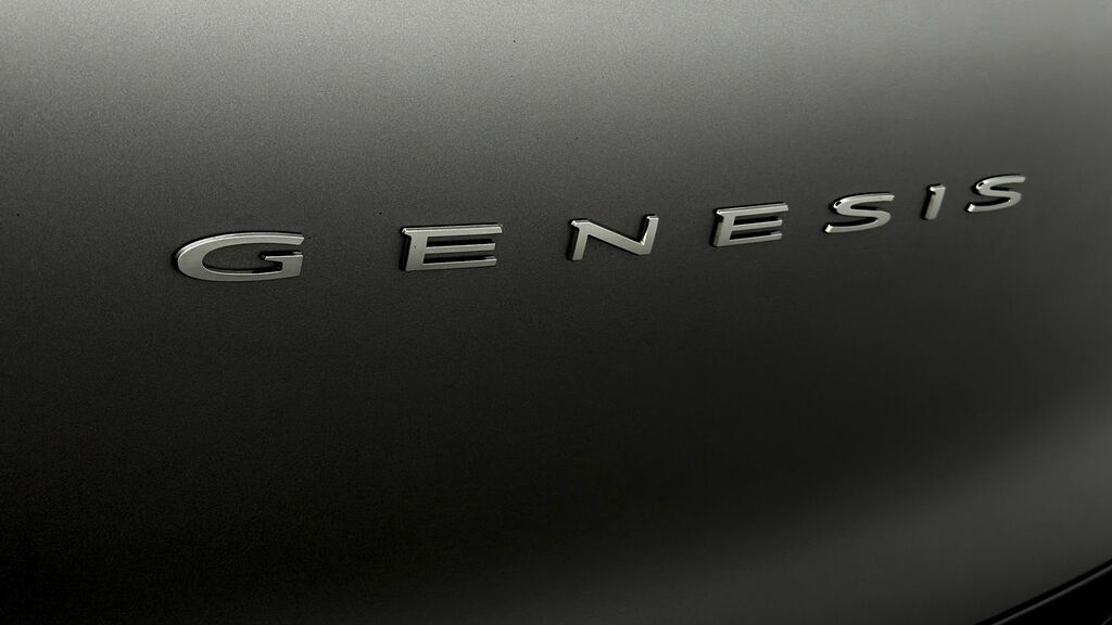 Genesis GV60 Suv White #11