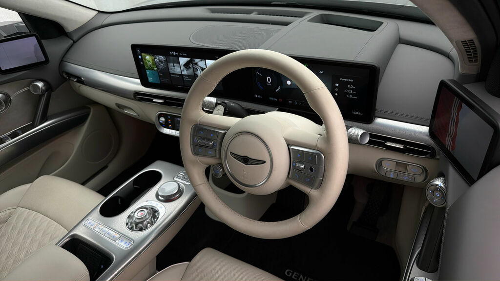Genesis GV60 Suv White #1