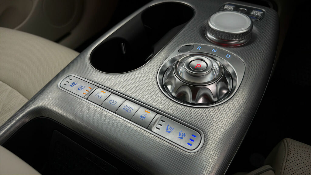 Genesis GV60 Suv White #18