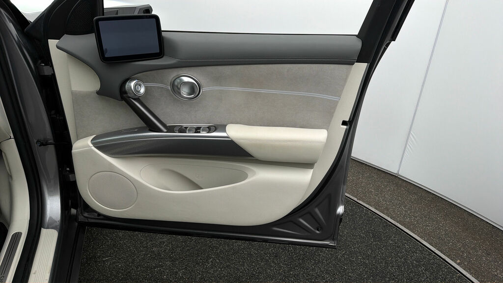 Genesis GV60 Suv White #6