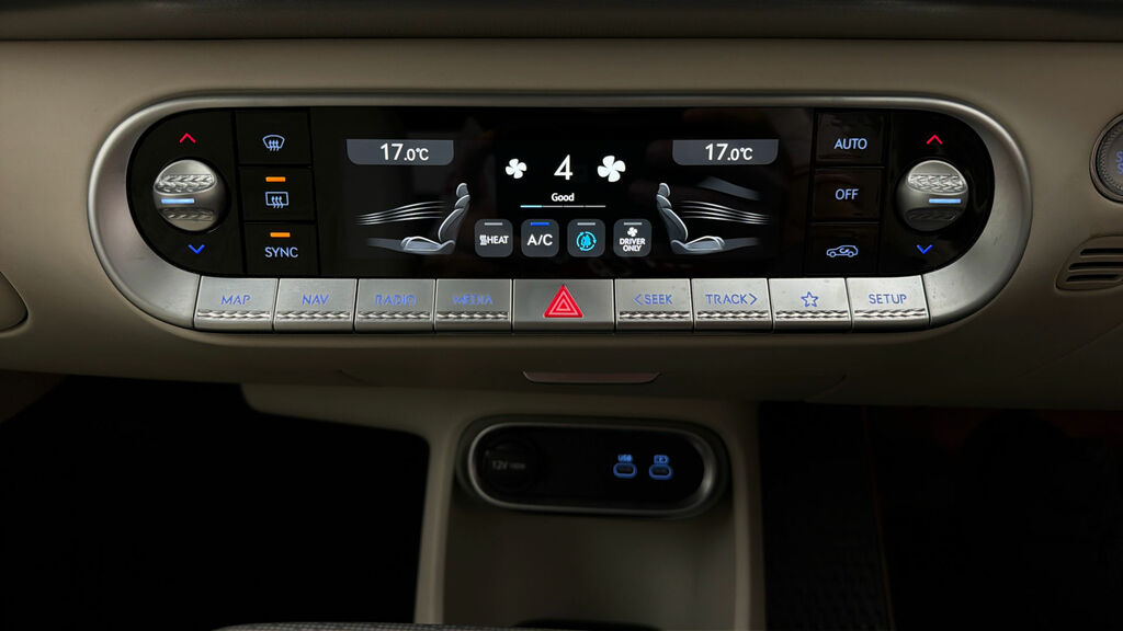 Genesis GV60 Suv White #3