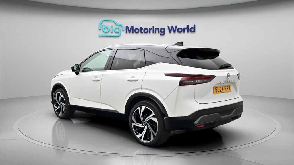 Nissan Qashqai Tekna White #5