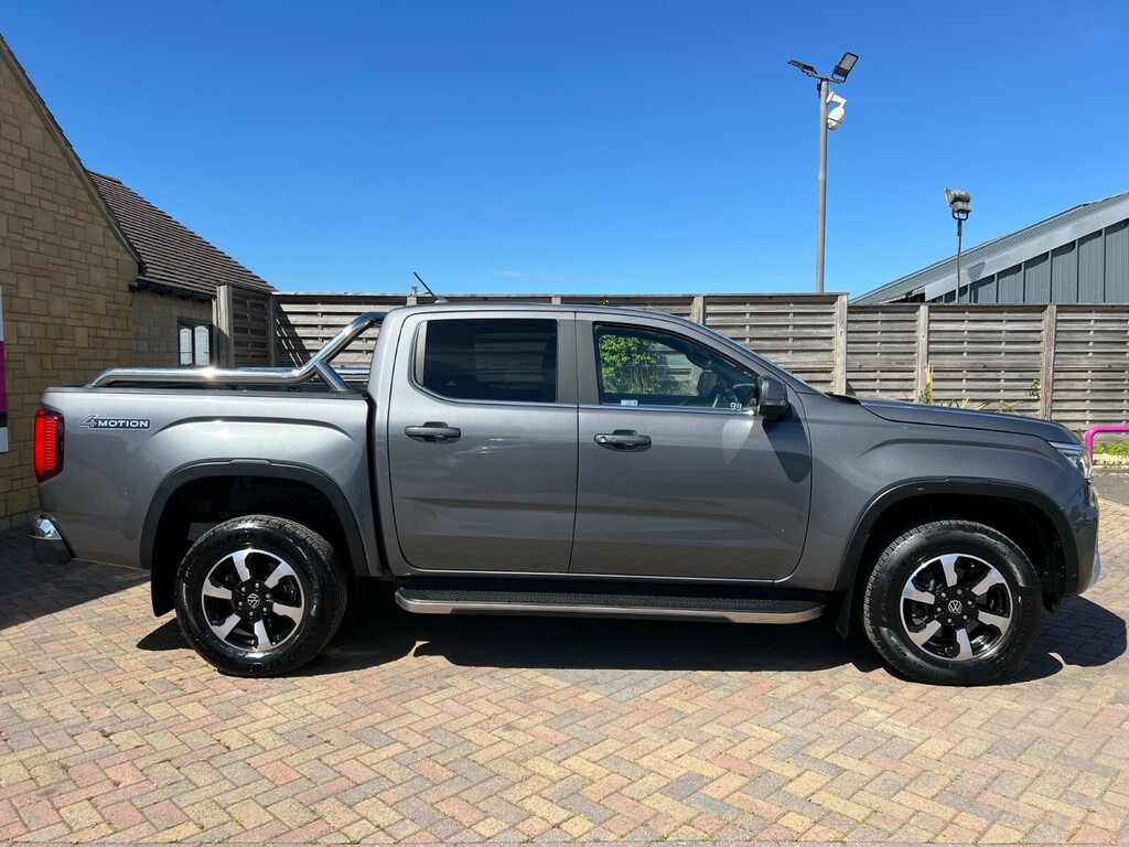 Volkswagen Amarok Dc Tdi 205 Style 4Motion Double Cab 23047 RA73EHD Grey #2
