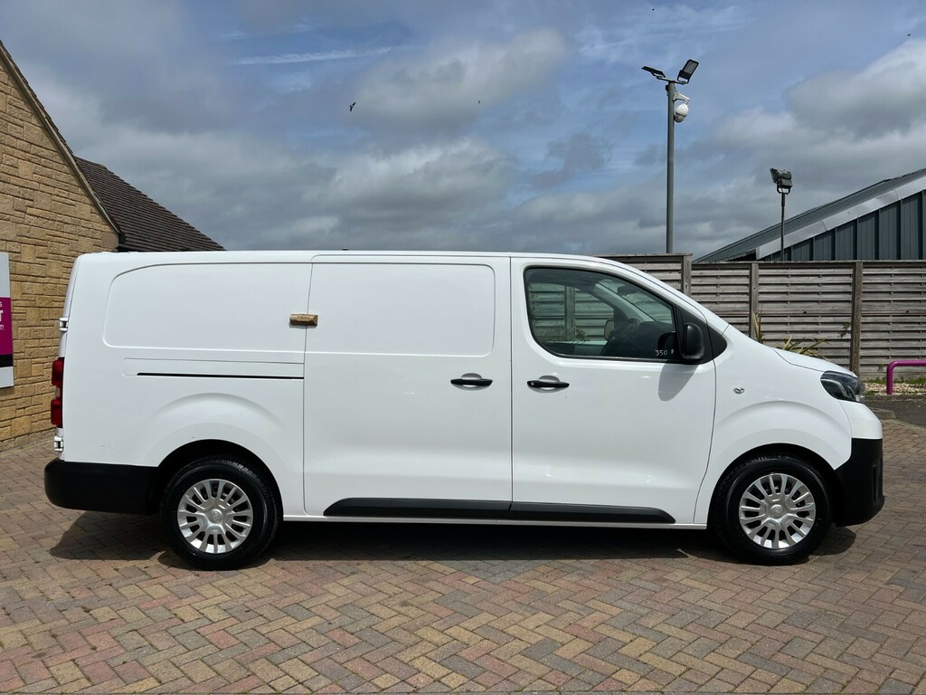 Toyota PROACE 2.0D 120 Icon Long Low Roof 23060 White #2