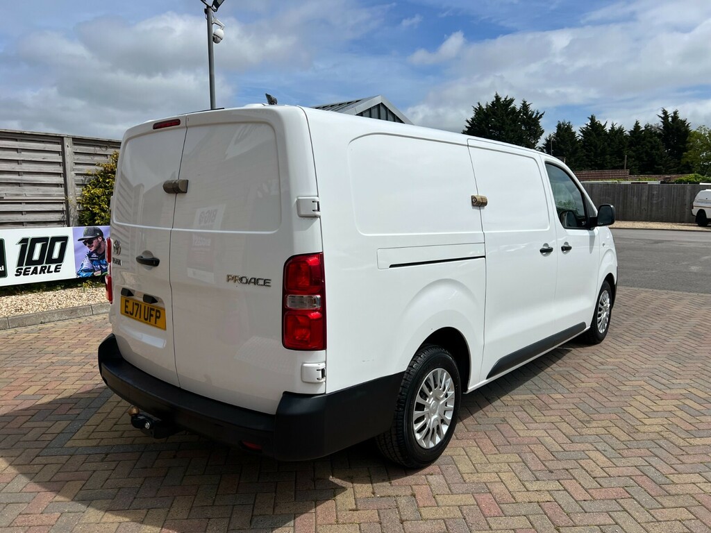 Toyota PROACE 2.0D 120 Icon Long Low Roof 23060 White #3