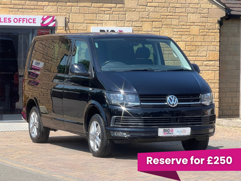 Volkswagen Transporter T30 Tdi 150 Kombi Highline Bmt Swb 6 Seat Crew Van Black