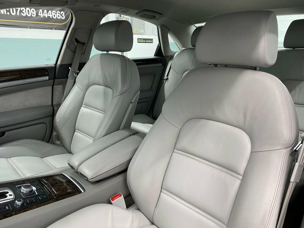 Audi A8 6.0 Grey #20