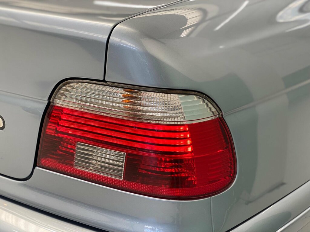 BMW 5 Series 2.5 525D Se Silver #41