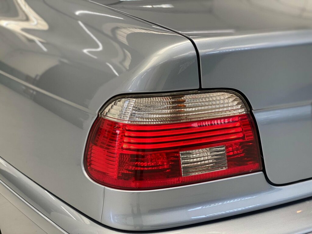 BMW 5 Series 2.5 525D Se Silver #40