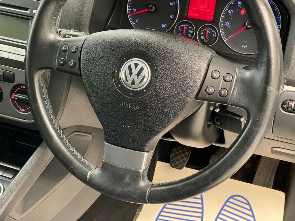 Volkswagen Golf 1.4 Tsi Match Hatchback 149 Gk Silver #4