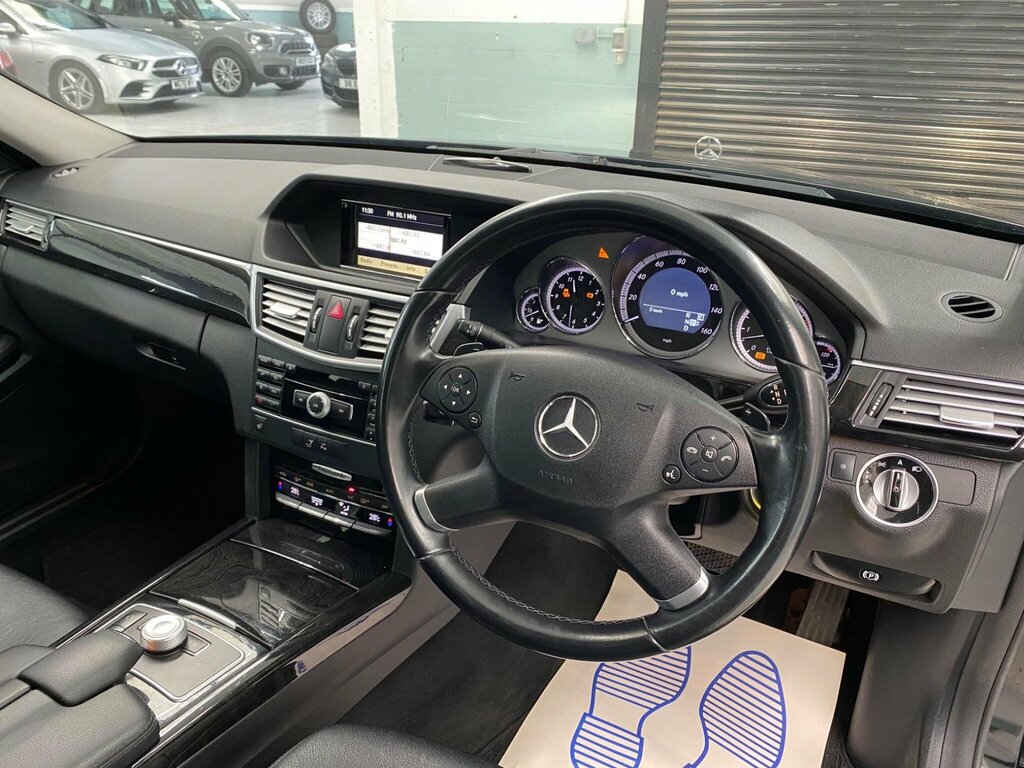 Mercedes-Benz E Class 3.0 E350 Cdi V6 Blueefficiency Avantgarde Estate 5 AK60HFZ Black #4