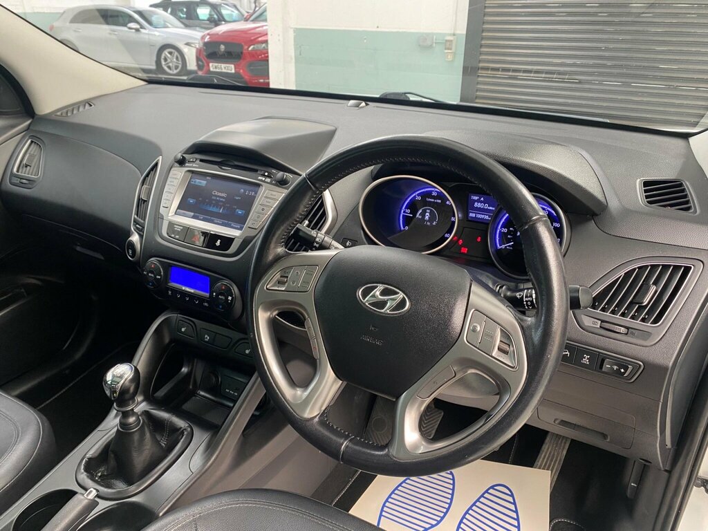 Hyundai Ix35 Crdi Style White #3