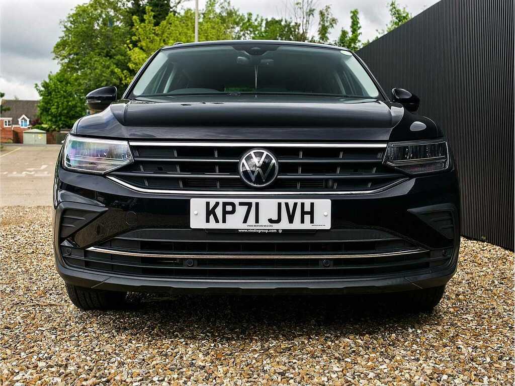 Volkswagen Tiguan Active Tsi S-a KP71JVH Black #2