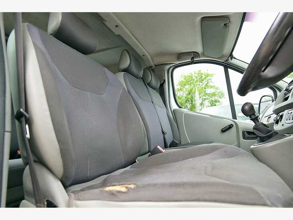Vauxhall Vivaro Panel Van Silver #21