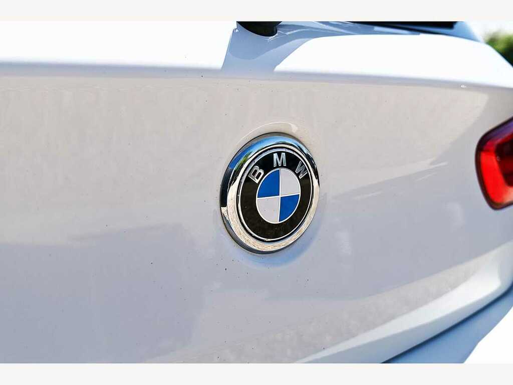 BMW 1 Series M Sport BC17EUF White #4