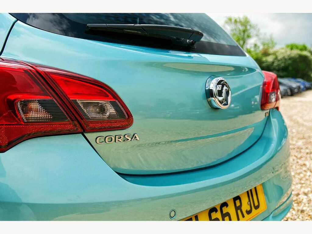 Vauxhall Corsa Sri Vx-line FL66RJU Green #5