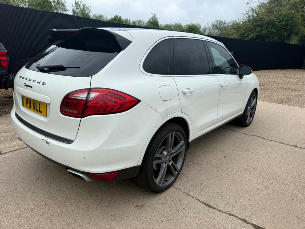 Porsche Cayenne V6 D Tiptronic White #2