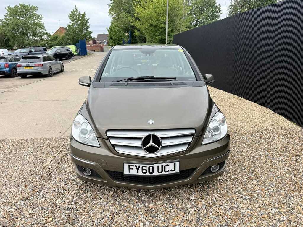 Mercedes-Benz B Class Cdi Se Cvt Brown #2