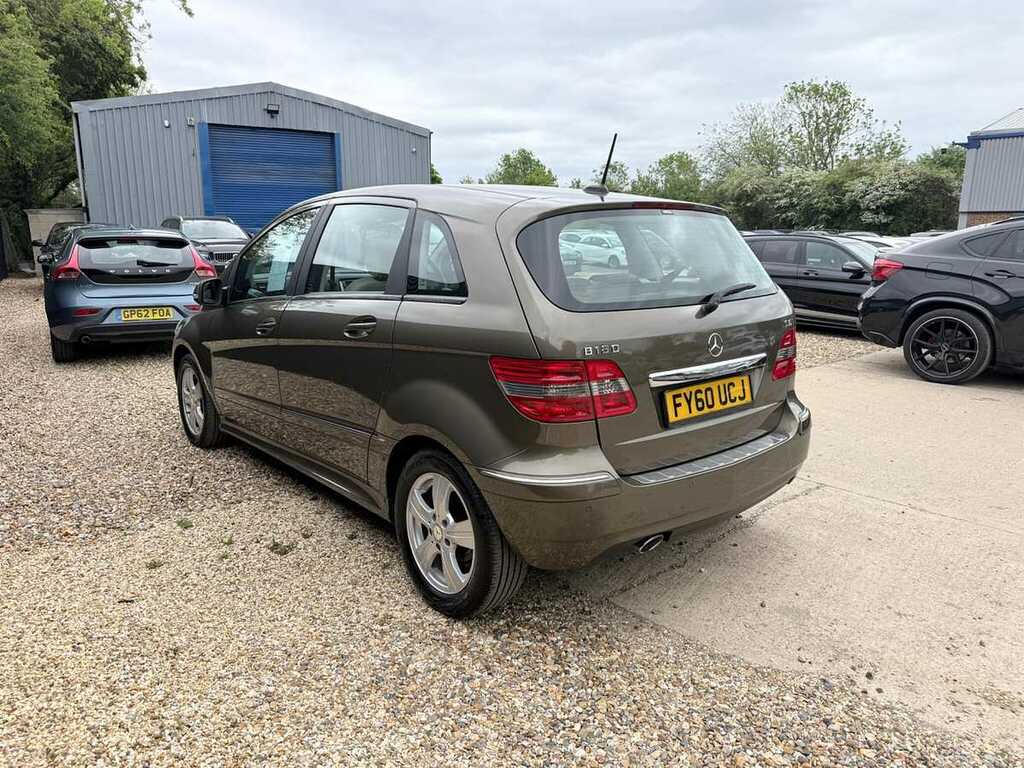 Mercedes-Benz B Class Cdi Se Cvt Brown #4