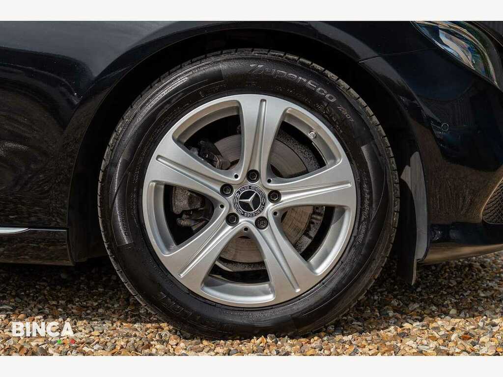 Mercedes-Benz E Class 220 D Se ET67NPA Black #2