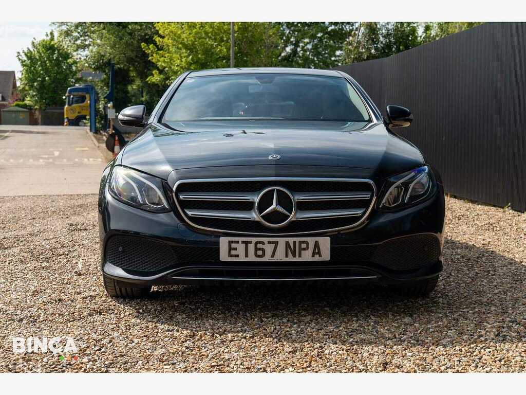 Mercedes-Benz E Class 220 D Se ET67NPA Black #3
