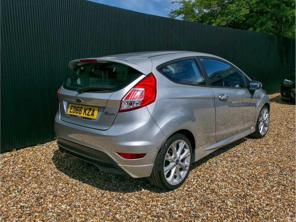 Ford Fiesta Zetec S EO66KZA Silver #5