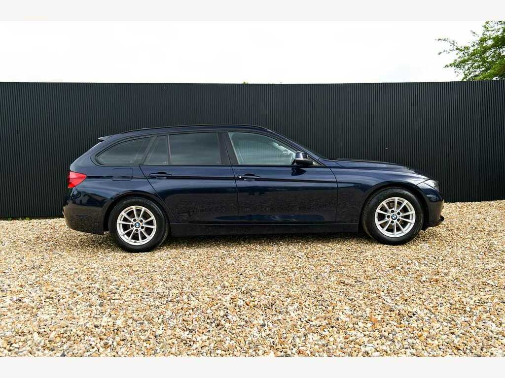 BMW 3 Series Ed Plus DE17PHX Blue #4