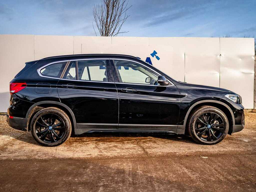 BMW X1 Xdrive25e Sport Black #5