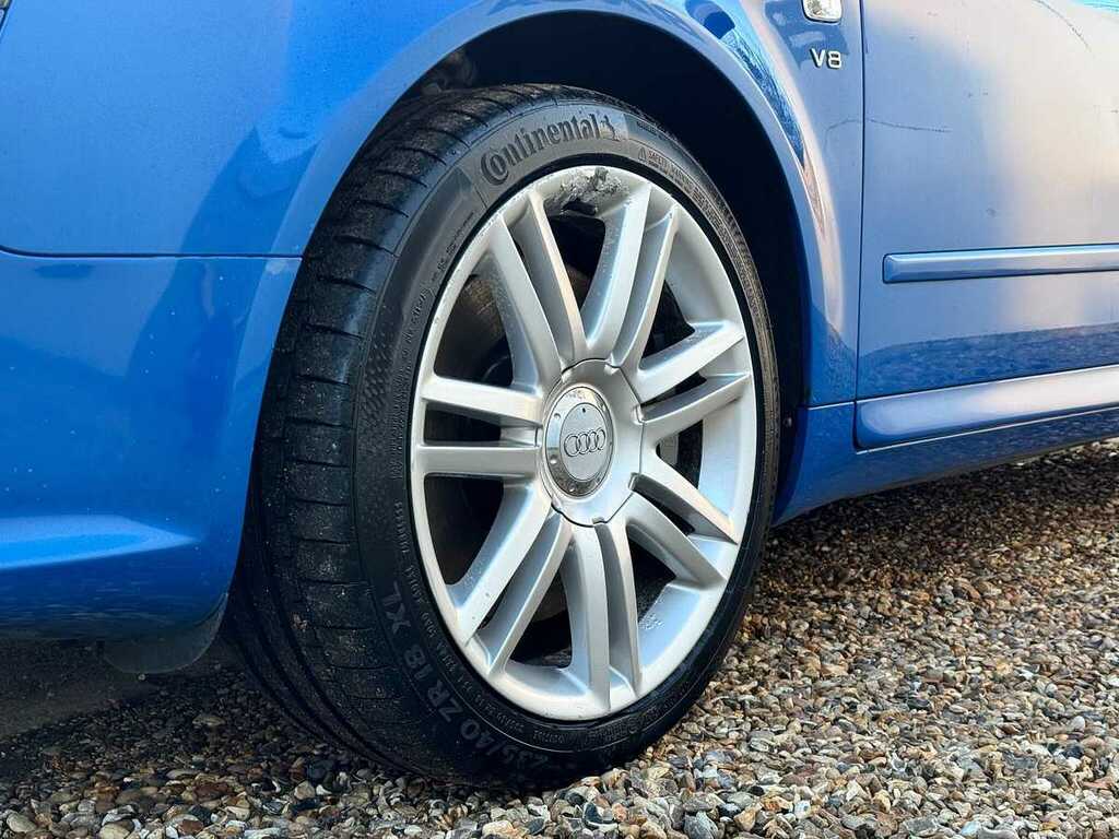 Audi S4 Quattro Black #30