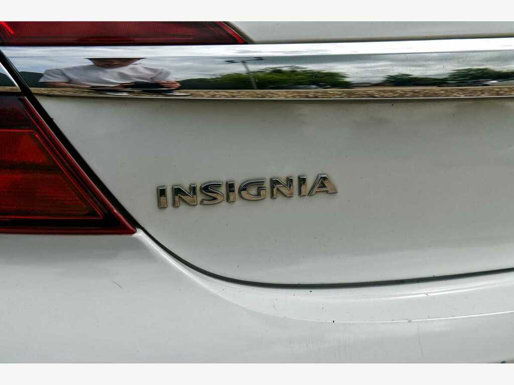 Vauxhall Insignia Sri Nav Cdti Eco S S DN65VRL White #5
