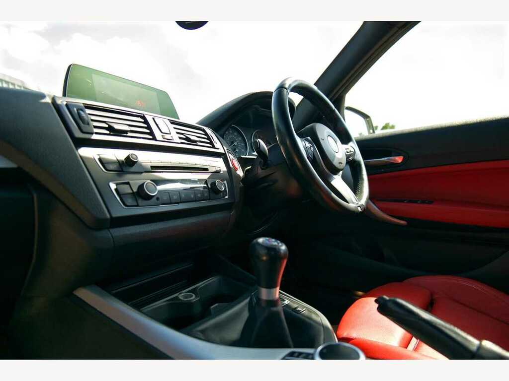 BMW M1 Auto  #24