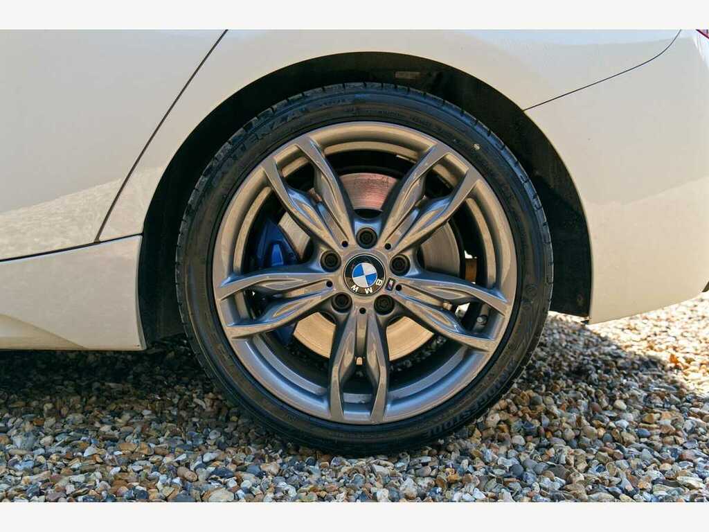 BMW M1 Auto  #9