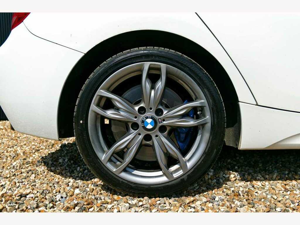 BMW M1 Auto  #6