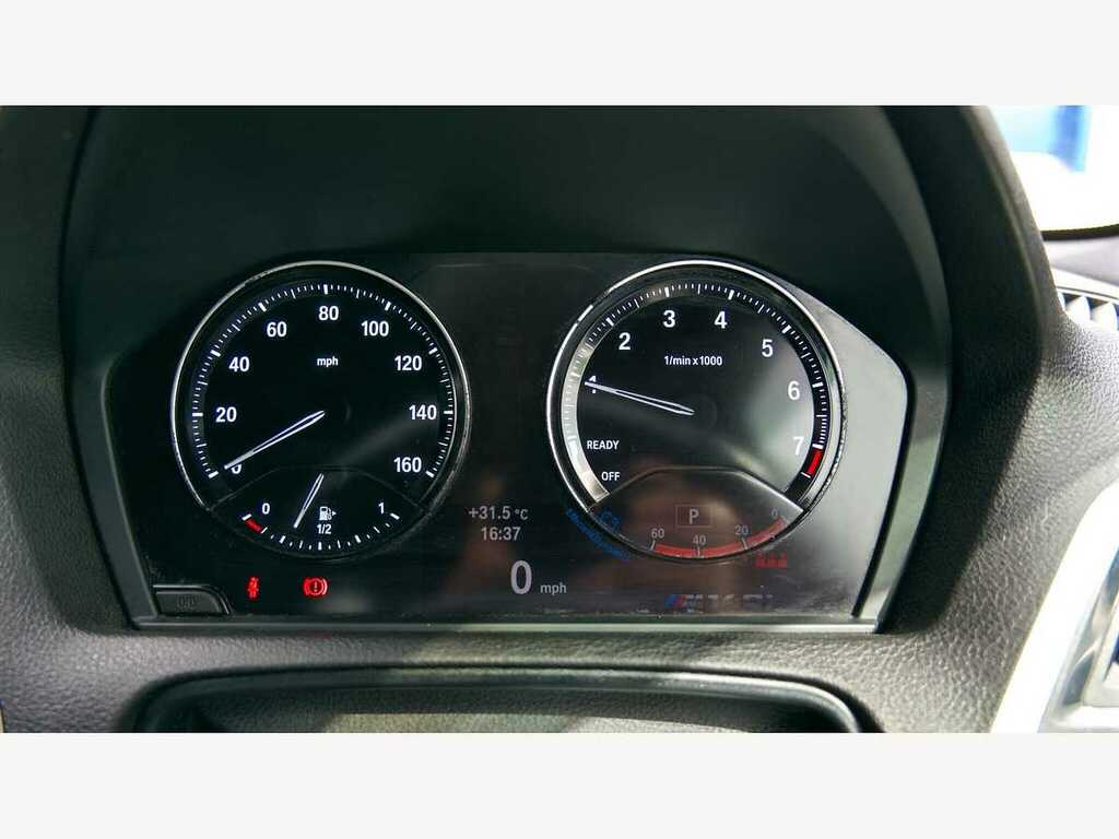 BMW M1 2.0 Xdrive Euro 6 Ss Black #21