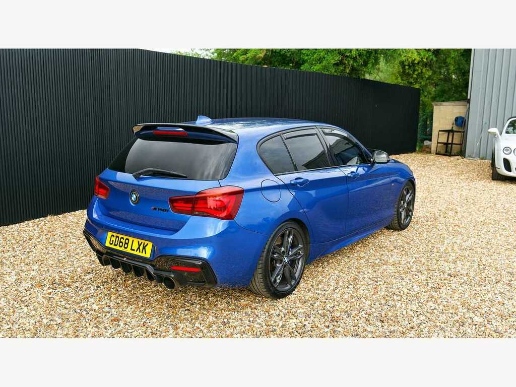 BMW M1 2.0 Xdrive Euro 6 Ss Black #3