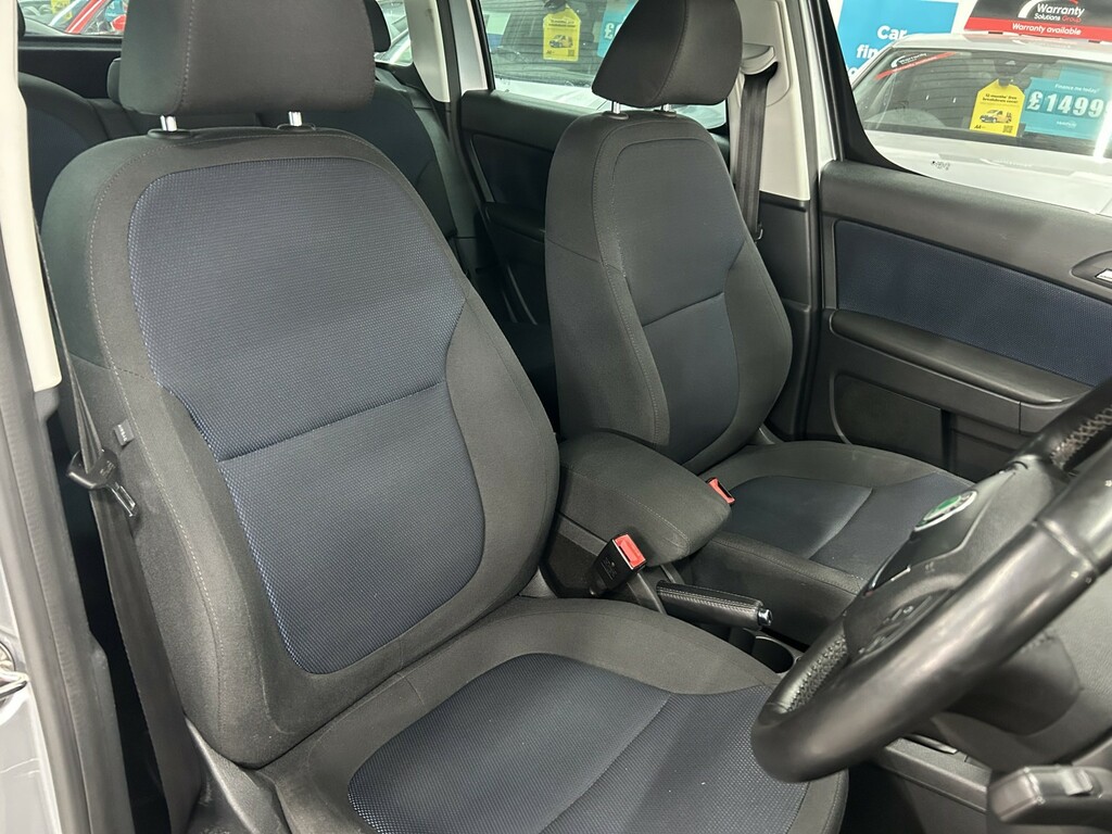 Skoda Yeti Suv 2.0 Tdi Se 201161 Silver #6