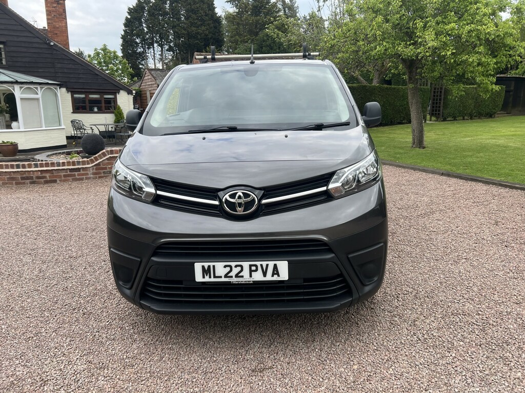 Toyota PROACE 1.5 D Icon 2022 Grey #4