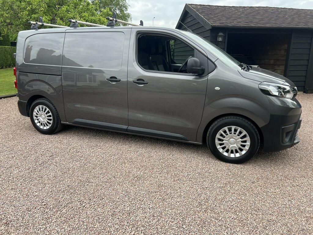Toyota PROACE 1.5 D Icon 2022 Grey