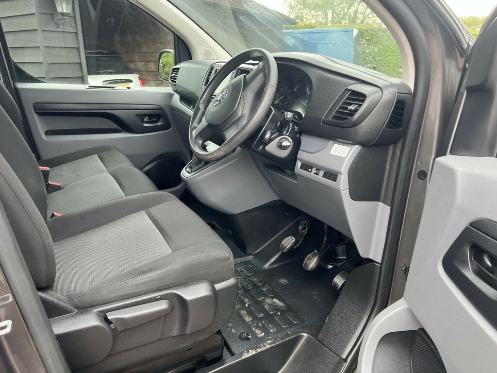 Toyota PROACE 1.5 D Icon 2022 Grey #2