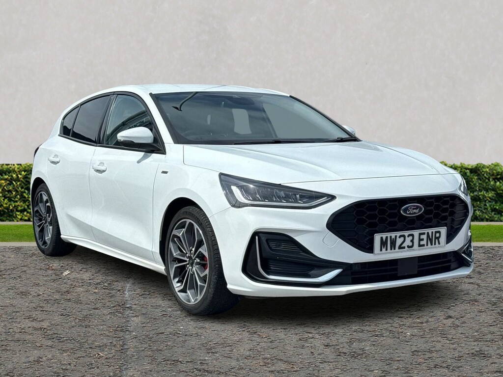 Ford Focus 1.0 Ecoboost Hybrid Mhev 155 St-line Vignale White