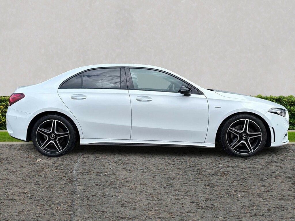 Mercedes-Benz A Class A200d Amg Line Premium Plus Edition KM22ZWK White #2